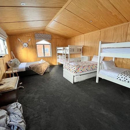 Villa Tractor Shed Lake Tekapo Exterior foto