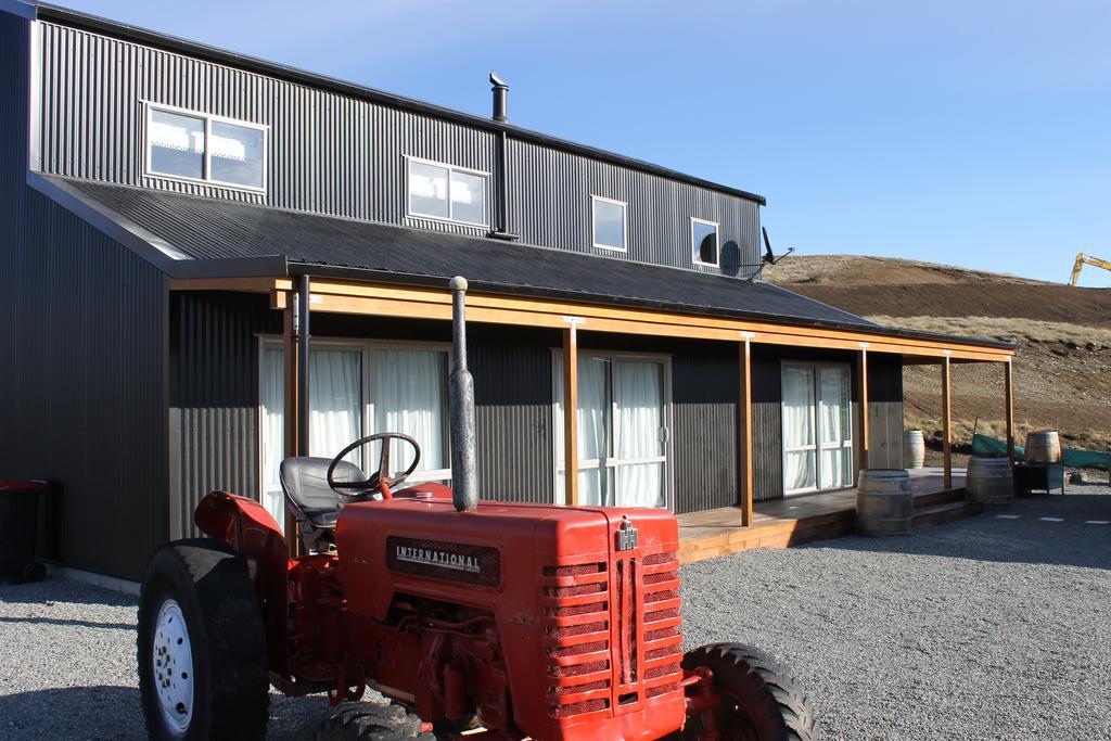 Villa Tractor Shed Lake Tekapo Exterior foto