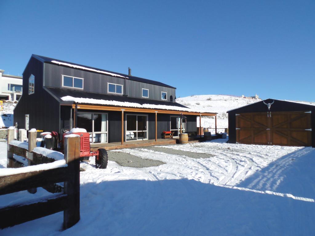 Villa Tractor Shed Lake Tekapo Exterior foto